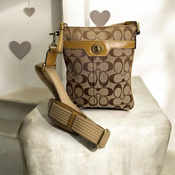 COACH Signature Canvas small crossbody bag in tan with turnlock - Picture 3 of 9